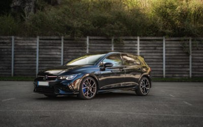 VOLKSWAGEN GOLF 8 R 2.0 TSI 320CH PERFORMANCE – PAS DE MALUS