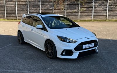 FORD FOCUS RS 2.3 ECOBOOST 350CH – RECARO
